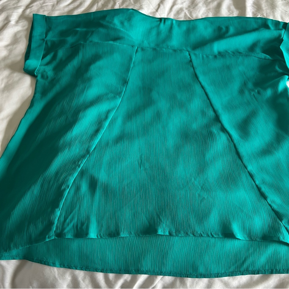 Eyeshadow Brand Teal Women's Top